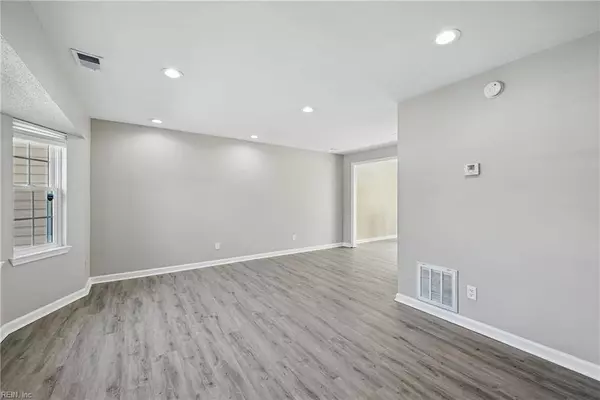 1521 Garland WAY, Virginia Beach, VA 23453