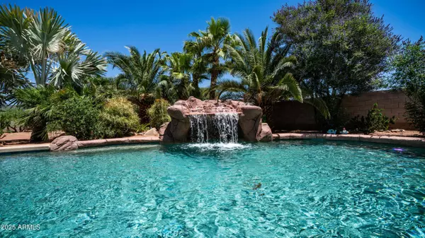 2101 S 167TH Drive, Goodyear, AZ 85338