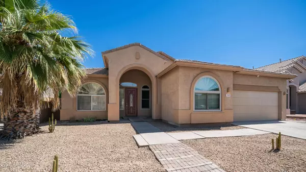 757 W CAROB Way, Chandler, AZ 85248