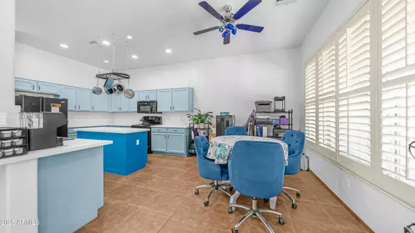 757 W CAROB Way, Chandler, AZ 85248