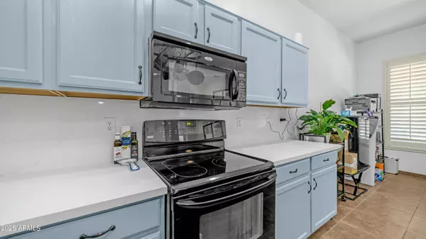 757 W CAROB Way, Chandler, AZ 85248