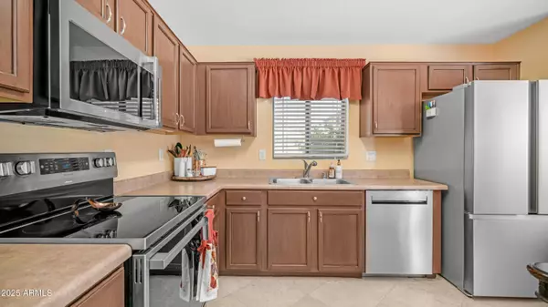 13040 W LISBON Lane, El Mirage, AZ 85335