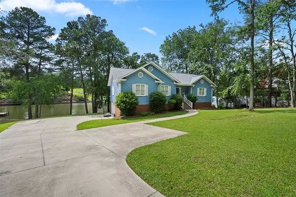 123 Watersedge RD, Greenwood, SC 29649