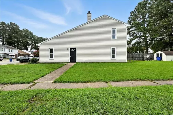 5653 Trafalgar ARCH, Portsmouth, VA 23703