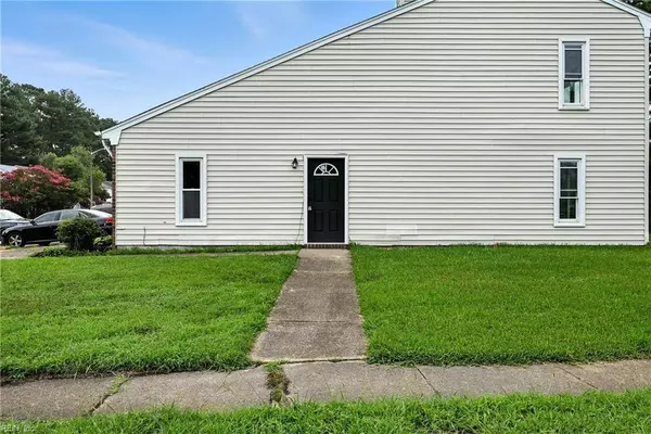 5653 Trafalgar ARCH, Portsmouth, VA 23703