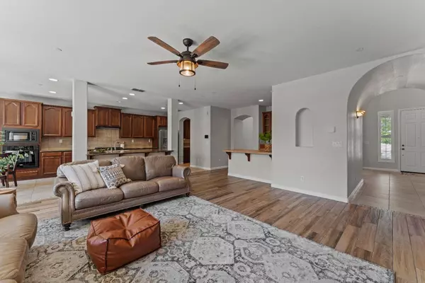 1308 Earlham Ln, Lincoln, CA 95648