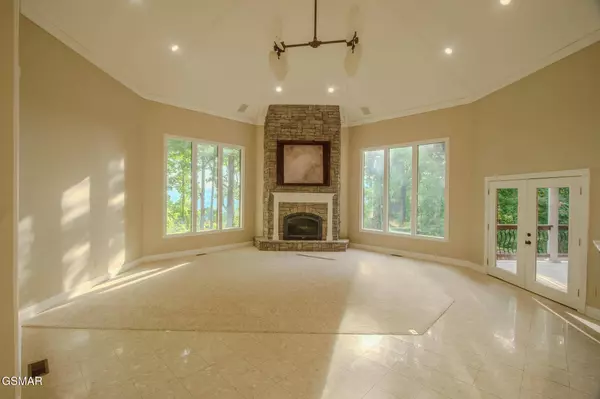 431 Thomas Loop RD, Sevierville, TN 37876