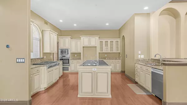 7467 S RITA Lane, Tempe, AZ 85283