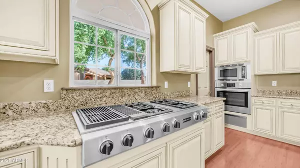 7467 S RITA Lane, Tempe, AZ 85283