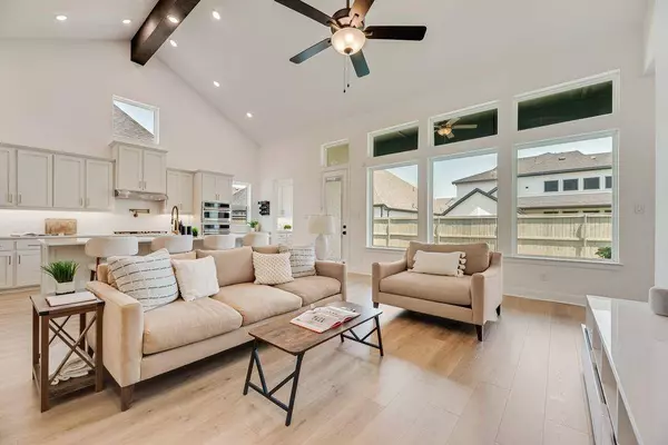 301 Rosecomb Street, Northlake, TX 76247