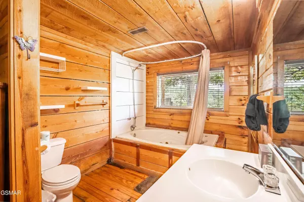 Lot 2R Wears Valley Rd RD, Townsend, TN 37882