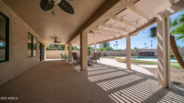 10641 E COOPERS HAWK Drive, Sun Lakes, AZ 85248