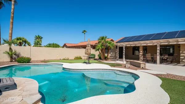 10641 E COOPERS HAWK Drive, Sun Lakes, AZ 85248
