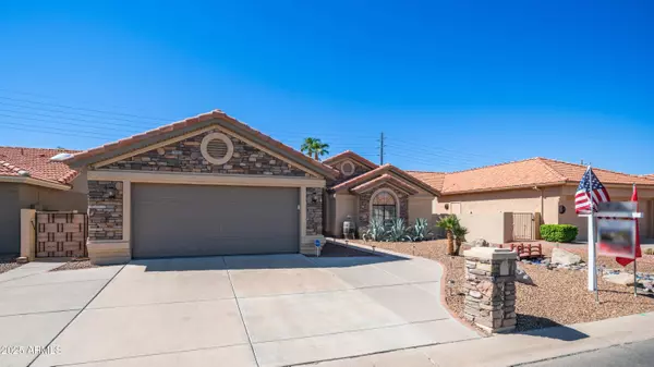 10641 E COOPERS HAWK Drive, Sun Lakes, AZ 85248