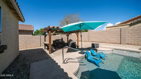 17374 W BUCKHORN Trail, Surprise, AZ 85387