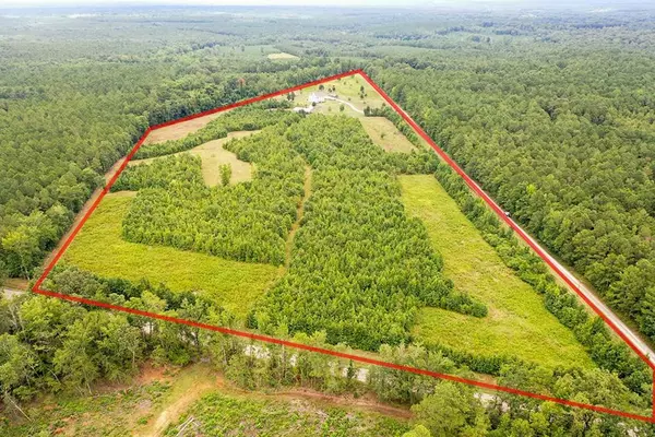 480 Sharpe Rd, Chappells, SC 29037