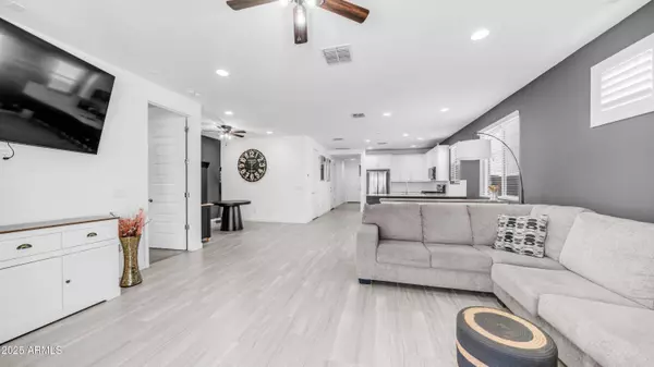 24721 N 171ST Avenue, Surprise, AZ 85387