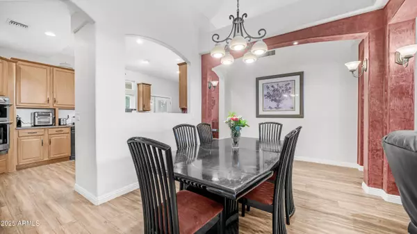 155 W PALOMINO Drive, Tempe, AZ 85284