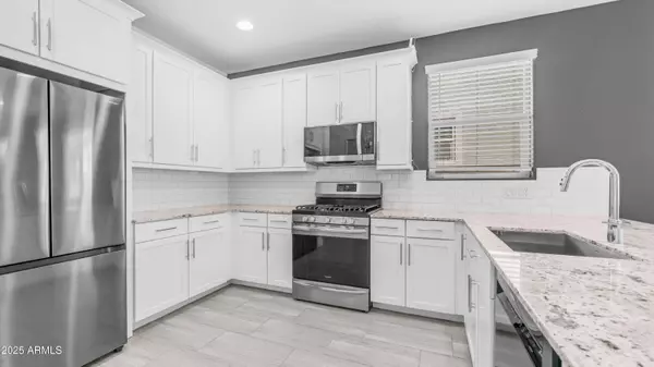 24721 N 171ST Avenue, Surprise, AZ 85387