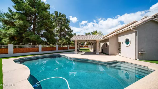 155 W PALOMINO Drive, Tempe, AZ 85284