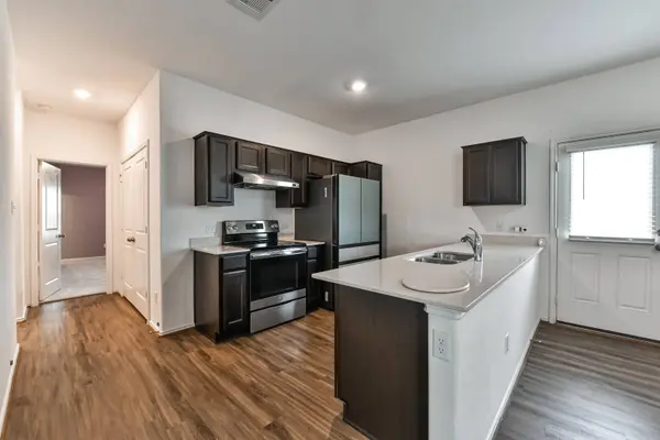 848 Circle Way, Jarrell, TX 76537