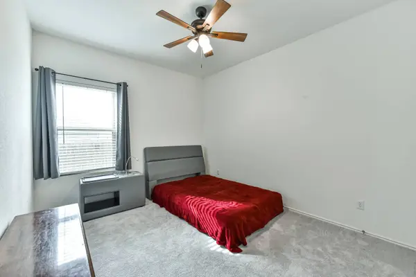 848 Circle Way, Jarrell, TX 76537