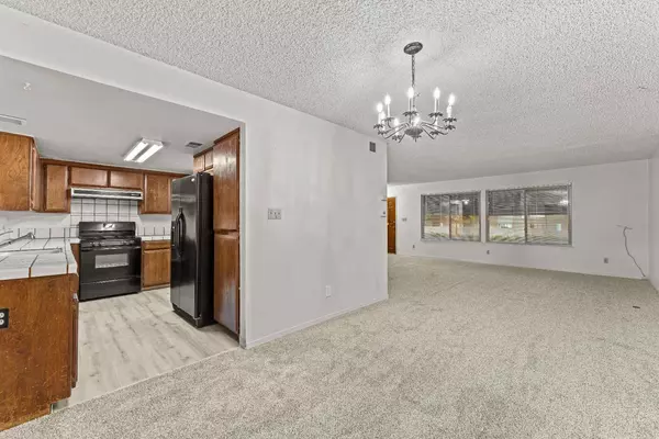 5907 Casa Alegre, Carmichael, CA 95608