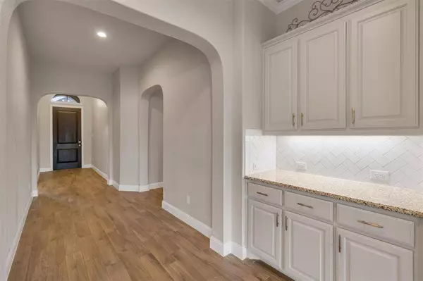 100 Welch Folly Lane, Aledo, TX 76008