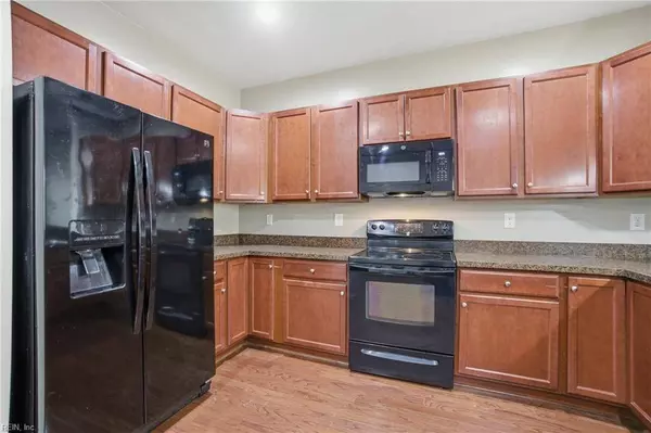 109 Fresnel AVE #124, Portsmouth, VA 23703