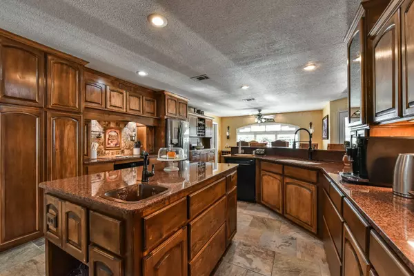 125 Western Ridge Road, Gatesville, TX 76528