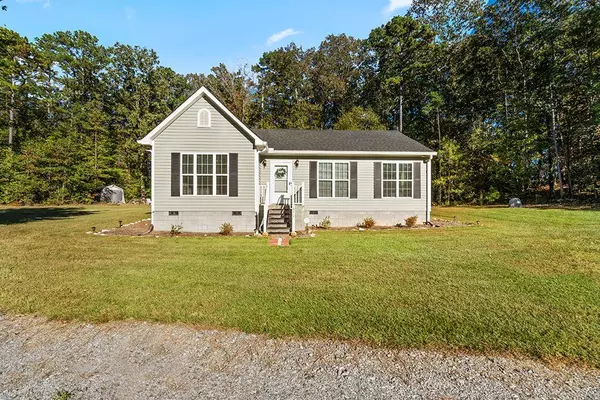 430 Charlies Creek Rd RD, Iva, SC 29655