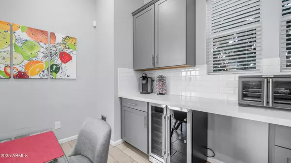 706 E BOCA RATON Road, Phoenix, AZ 85022