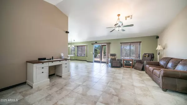 833 N 110TH Street, Mesa, AZ 85207