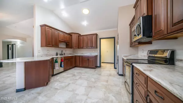 833 N 110TH Street, Mesa, AZ 85207