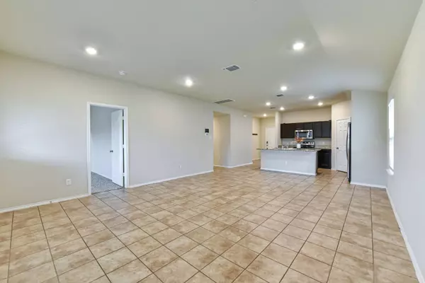 6002 Sally Ride Lane, Killeen, TX 76543