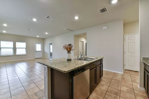 6002 Sally Ride Lane, Killeen, TX 76543