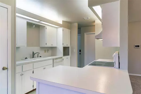 809 Rye RD, Norman, OK 73072