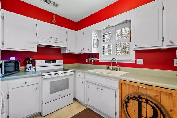 223 Abbey, Greenwood, SC 29640