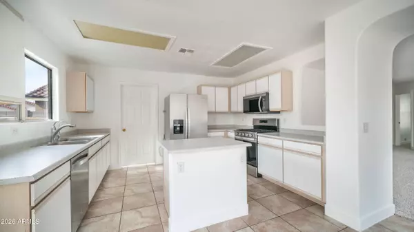 5311 E FLORIAN Avenue, Mesa, AZ 85206