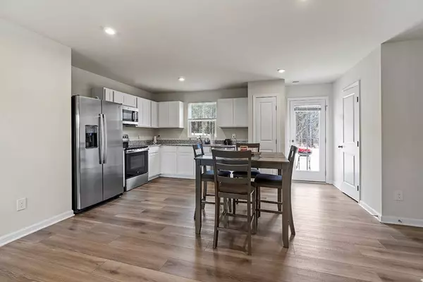 109 Highland Station Dr, Clinton, SC 29325