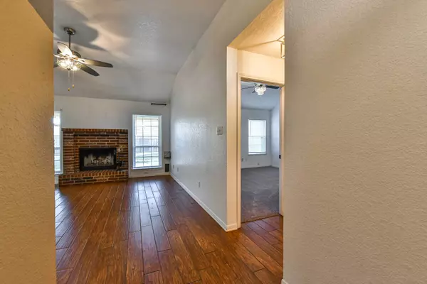 4909 Mikey Drive, Killeen, TX 76542