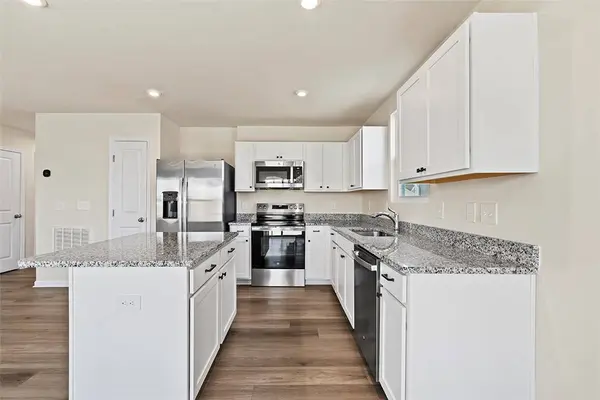 124 Highland Station DR, Clinton, SC 29325