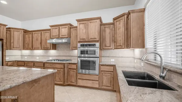 1606 W SILENTCOVE Lane, Phoenix, AZ 85085