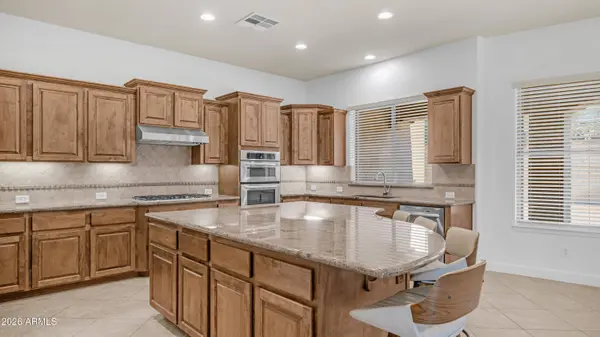 1606 W SILENTCOVE Lane, Phoenix, AZ 85085