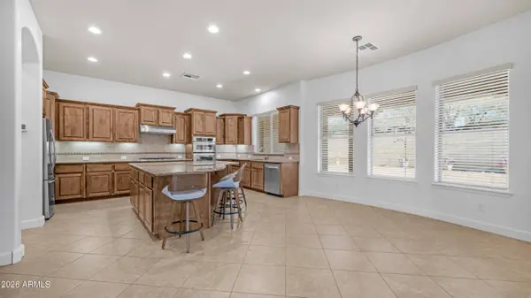 1606 W SILENTCOVE Lane, Phoenix, AZ 85085