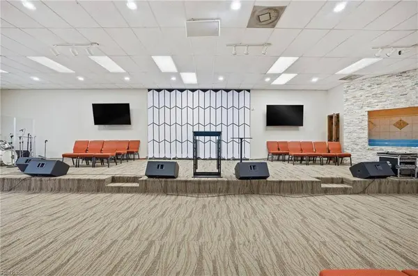 1367 Carrsville HWY, Franklin, VA 23851