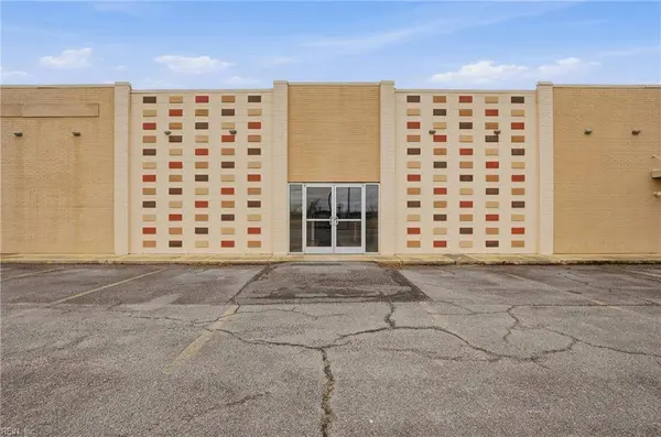 1367 Carrsville HWY, Franklin, VA 23851