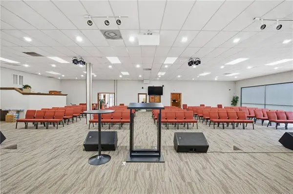 1367 Carrsville HWY, Franklin, VA 23851