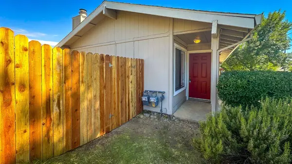 29 Dean WAY, Folsom, CA 95630