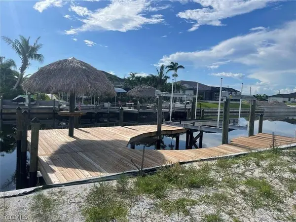 1641 NW 39th AVE, Cape Coral, FL 33993